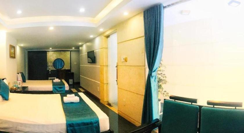 Whale Ocean View Hotel Дананг Екстериор снимка